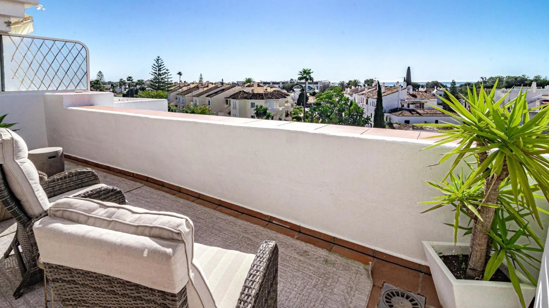 Appartement Sungardens Penthouse à Estepona