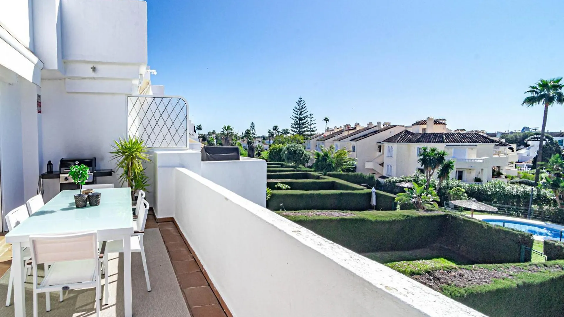 Apartament Sungardens Penthouse Estepona Hiszpania